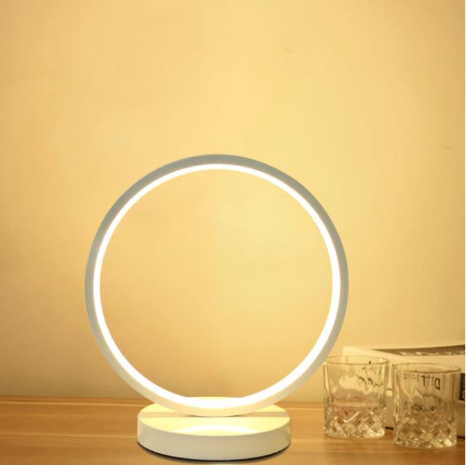 Qual A diferença Entre Abajur e Luminária de Mesa?