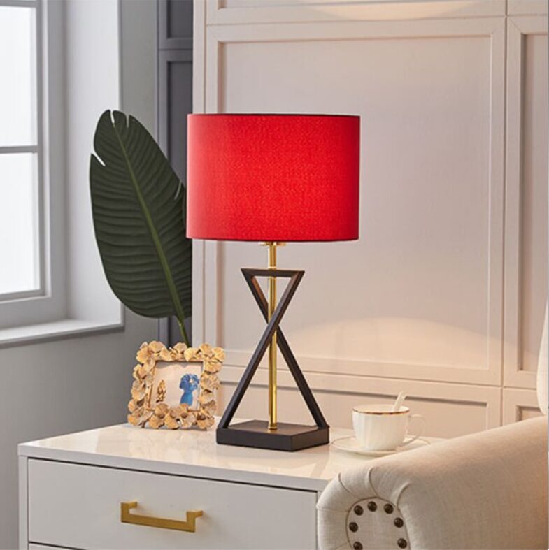 Qual A diferença Entre Abajur e Luminária de Mesa?