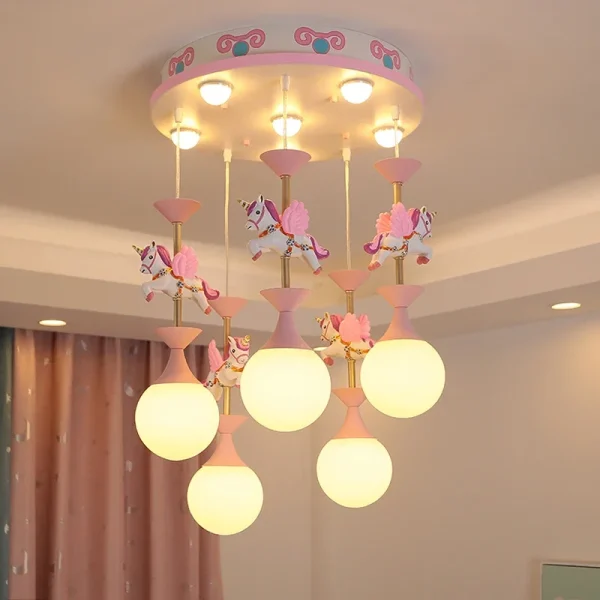 Carrossel infantil LED Lustres Moderno Criativo Pendurado Luzes Pingente Sala de Estar Quarto Decora o Princesa luminarias Miresa Lustres e arandelas em promocao e barato