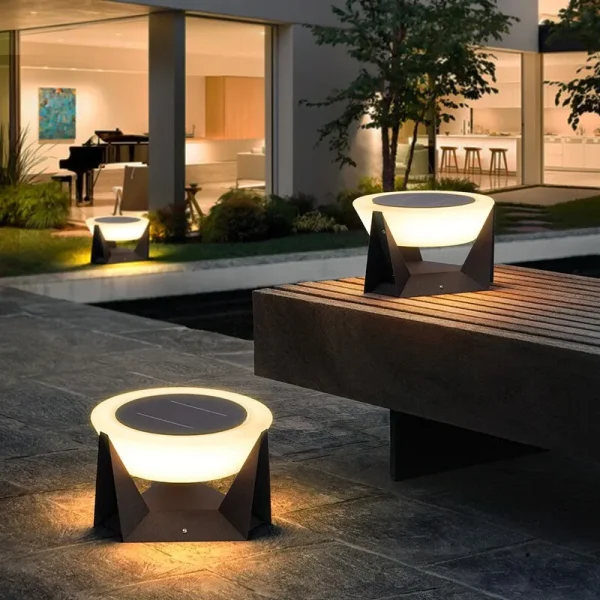 Móvel Luminária de Chão Para Área de Jardins e Piscina