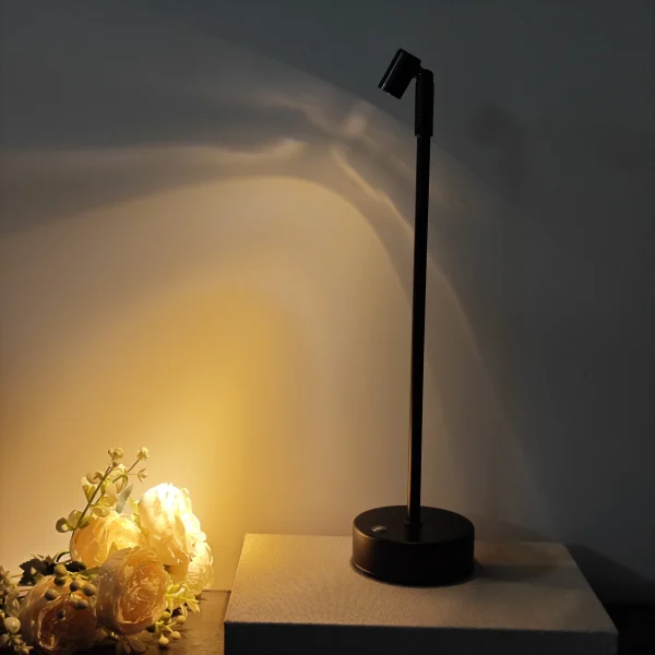 Luminária Mesa Minimalista Sem Fio LED Carregamento USB