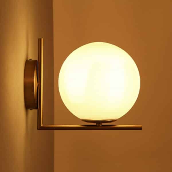 Lumin-ria-de-parede-em-ouro-com-corpo-de-ferro-l-mpada-de-parede-em-branco arandela esfera