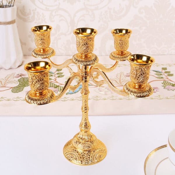 Casti-ais-de-metal-design-oco-casti-al-mesa-suporte-decora-o-casamento-candelabros-casa-decora