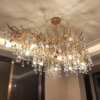 Lustre galho gotas d'água