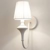 Modern-Elegant-White-Fabric-Shade-Wall-Lamps-1-Light-Romantic-E14-Socket-Bedside-Sconce-Light-Fixture Arandela branca cúpula tecido plissado