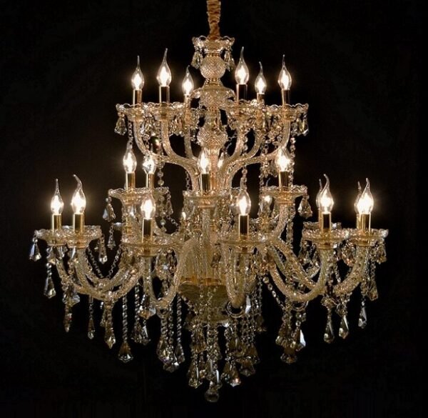 lustre-maria-tereza-de-cristal-k9-classico-mesa-jantar-tucaza-dourado