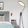 He246648aeb944d98bc537e5d36fbc9f58 Luminária de chão minimalista tripé
