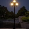 Poste clássico/retrô iluminação pública