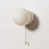 Design-moderno-l-mpada-de-parede-de-metal-criativo-geom-trico-conduziu-a-luz-da-parede-1 Arandela bola vidro branco