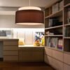Design-n-rdico-tecido-de-linho-arte-lustre-led-simplicidade-moderna-circular-pastoral-sala-estar-quarto-1 Lustre redondo tecido liso | Entrega em Todo Brasil