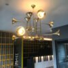Lustre dourado italiano chifre