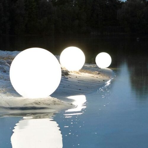 Luminária bola ao ar livre led recarregável
