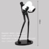 preto-c-180cm-homem-segurando-6-esferas