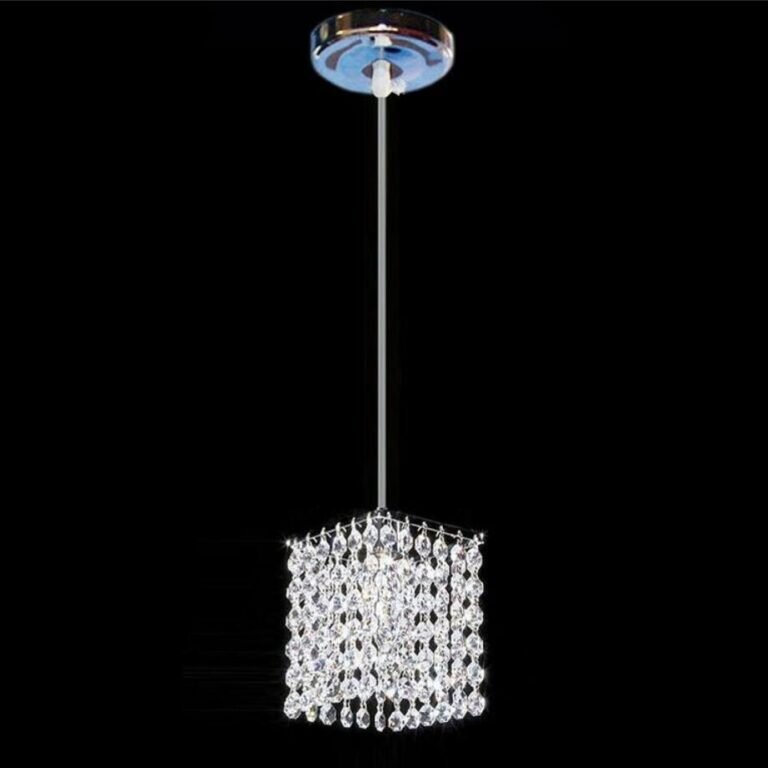 Pendente de cristal pequeno (Pendente pequeno de cristal k9), disponível na Miresa, loja-de-luminárias-São-Paulo.