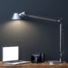 Luminária de mesa réplica italiana