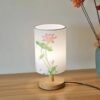 Abajur pequeno tecido estampa chinesa | Miresa | loja-de-luminárias-São-Paulo Abajur pequeno tecido estampa chinesa — abajur pequeno tecido da Miresa, loja-de-luminárias-São-Paulo.