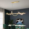 Modern-Long-Rotate-LED-Pendant-Lamp-com-controle-remoto-Gold-Lumin-ria-Sala-de-jantar-cozinha-1 Pendente retangular minimalista espiral
