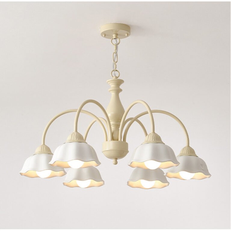 Lustre de cerâmica moderno (Lustre provençal branca cerâmica), disponível na Miresa, loja-de-luminárias-São-Paulo.