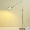 Alum-nio-ajust-vel-LED-Desk-Lamp-Prata-Abajur-Mesa-Luz-Flex-vel-Eye-Care-Estudo-1 Luminária designer réplica Italiana