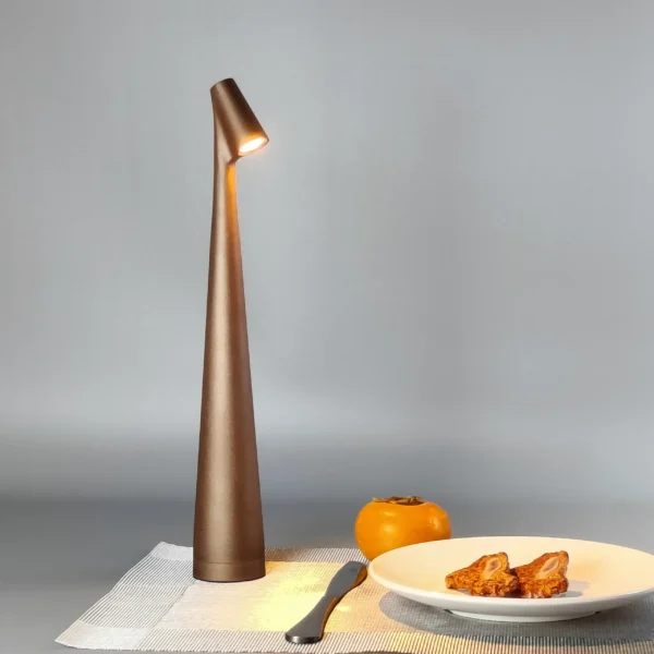 Candeeiro-de-mesa-LED-port-til-com-sensor-de-toque-3-n-veis-de-brilho-bateria-2 Luminária Mesa Sem Fio Portátil de LED