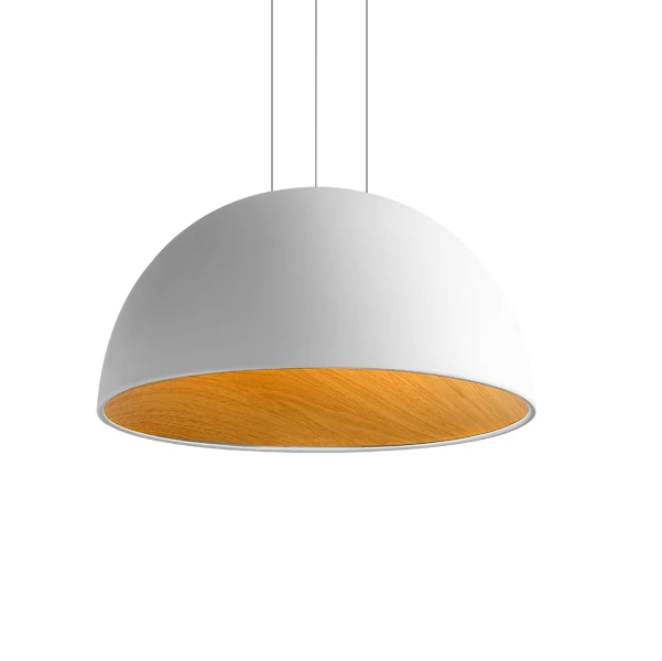 pendente meia esfera de aluminio branco e interno maderia marca miresa
