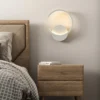 Modern-LED-L-mpada-De-Parede-Nordic-Preto-Branco-Dourado-Parede-Ilumina-o-Para-Viver-Quarto-2 Arandela Dourada Minimalista Alumínio