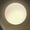 Luminária Sobrepor Plafon Bola Vidro Branca | Miresa | loja-de-luminárias-São-Paulo Luminária Sobrepor Plafon Bola Vidro Branca — luminária de vidro sobrepor plafon da Miresa, loja-de-luminárias-São-Paulo.