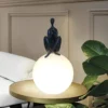 kf-S26aab9f1b004449f827950be42780c06R-LED-Night-Lights-220V-Floor-Lamp-Creative-Cartoon-Room-Decor-Light-Creative-Humanoid-Ball-Art-Personality Luminária De Mesa Escultura Humanoide Com Bola Vidro Branca