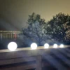 kf-S2a09999607f54860bd09ce64ab2cbb19V Luminária Bola De Plástico Branco Leitoso Para Jardins e Piscinas
