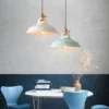 kf-S5c926b2e7ab34754ada5236bd45fa2d63-Pendant-Lights-Retro-Industrial-Colorful-Restaurant-Kitchen-Home-Ceiling-Lamps-Vintage-Hanging-Lights-Lampshade-Decorative-Lamps Pendente Industrial Chapéu Alumínio Colorido Fosco