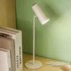 Luminária de Mesa Branca Recarregável 38,5cm Altura Luz LED Luminária Mesa Sem Fio Branco Conector USB Touch Dimming