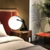 kf-S894f9765c7b941d299ba4b5a517a38b6g-LED-Night-Lights-220V-Floor-Lamp-Creative-Cartoon-Room-Decor-Light-Creative-Humanoid-Ball-Art-Personality Luminária De Mesa Escultura Humanoide Com Bola Vidro Branca