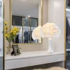 kf-Sa932bb7a7b2142dab5f7dc7be1911936T-2024-Feather-Bedroom-Table-Lamp-LED-Night-Light-Modern-Creative-Bedside-Lamp-Living-Room-Coffee-Shop Abajur Moderno Cúpula Forma Plumagem Ganso