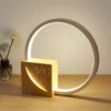 Luminária De Mesa Toque Com Despertador, uma opção de luminária de mesa toque despertador, vendida pela Miresa, loja-de-luminárias-São-Paulo.