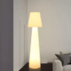 Luminária De Chão Para Jardins Acrílico Branco Marca Miresa Luminária De Chão Para Jardins Acrílico Branco