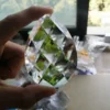kf-He1c71b5eb9da4f0a99cb3e35639b03ab8-Prisma-de-cristal-Pingente-Lustre-Ornamento-Pendurado-DIY-Suncatcher-Teardrop-Facetada-Arte-Em-Vidro-80mm Prisma Cristal Pingente Lustre Facetada 80mm