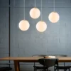 kf-Sab2e499b43e34f54b855d49d4d27ed8ca-Modern-Creative-Personality-Restaurant-Bar-bedroom-Decoration-Light-Fixture-Nordic-Simple-Single-Head-Glass-Ball-Chandelier Pendente Moderno Bola De Vidro Branco
