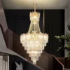 kf-Sb432e9a04c0f419a9c438deb9ee3f330D-Duplex-Chandelier-Livingroom-Hotel-Villa-Crystal-Chandelier-Simple-Building-In-The-Middle-Floor-Hollow-Staircase-Long Lustre Imperial De Cristal K9 Translúcido e Estrutura Dourado Para Escadas
