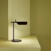 kf-S4df5db3eae514321b30d1dcecbffc09dV-N-rdico-Criativo-Simples-Candeeiro-De-Mesa-Designer-Italiano-Art-Night-Light-Bedhead-Quarto-Sala-De Luminária Mesa Minimalista Replica Tab Table