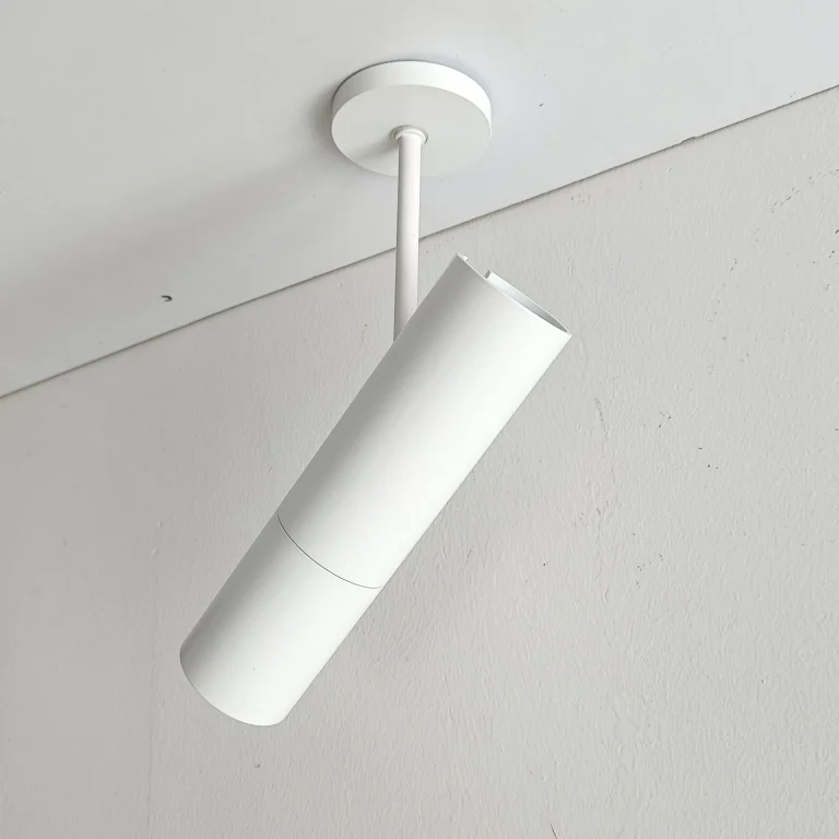 Spot moderno led foco (Spot Moderno LED 15W Para Foco De Quadros e Fachadas), disponível na Miresa, loja-de-luminárias-São-Paulo.