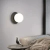 kf-S1a572fbb66534115af5aa604f411c461w-L-mpada-de-parede-moderna-LED-para-o-quarto-simples-cabeceira-l-mpada-de-parede-sala Arandela Espiral Alumínio Com Bola Branca Fosca