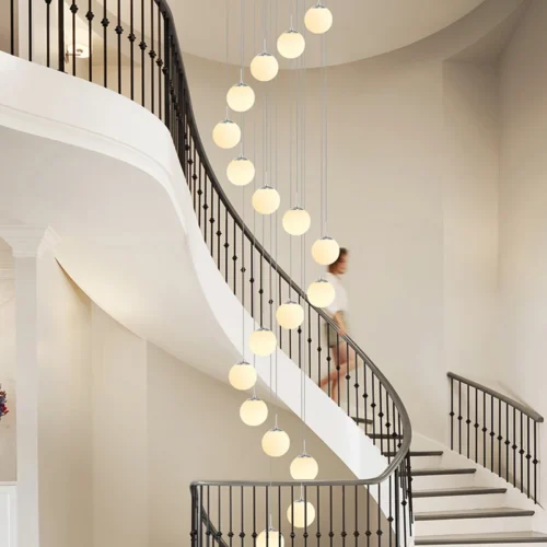 Lustre Grande Bolas De Acrílico Branco Para Escadas