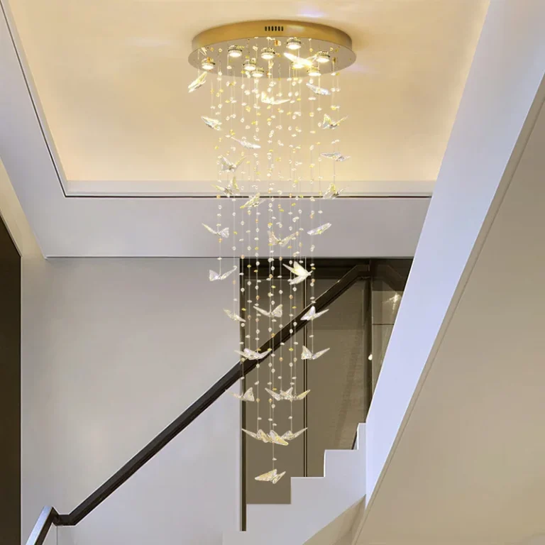 Lustre Grande Para Escadas De K9 Cristal Forma de Borboleta, lustre de cristal grande escadas, por Miresa, loja-de-luminárias-São-Paulo.