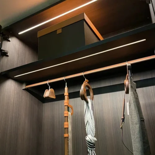 Perfil De Extrusão em Forma De U Canal Fita LED Marca Miresa Perfil De Extrusão em Forma De U Canal Fita LED