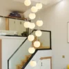 Lustre Grande Bolas De Acrílico Branco Para Escadas