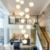 Lustre Grande Bolas De Acrílico Branco Para Escadas
