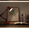Luminária de Mesa Articulada Pra Home Office e Escritórios