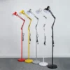 Luminária de Chão Design Clássico Alumínio Articulado