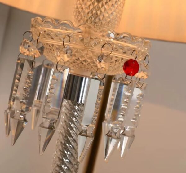 Abajur baccarat cristal transparente e estrutura cromada Miresa Abajur Clássico Baccarat De Vidro e Pingente de Cristais K9