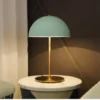 Abajur Contemporâneo Designer Americano | Miresa | loja-de-luminárias-São-Paulo Abajur Contemporâneo Designer Americano: abajur contemporâneo designer americano, oferecido pela Miresa, loja-de-luminárias-São-Paulo.